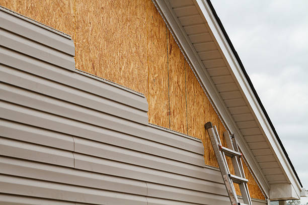 24/7 Emergency Vinyl Siding experts in Cornelius, NC